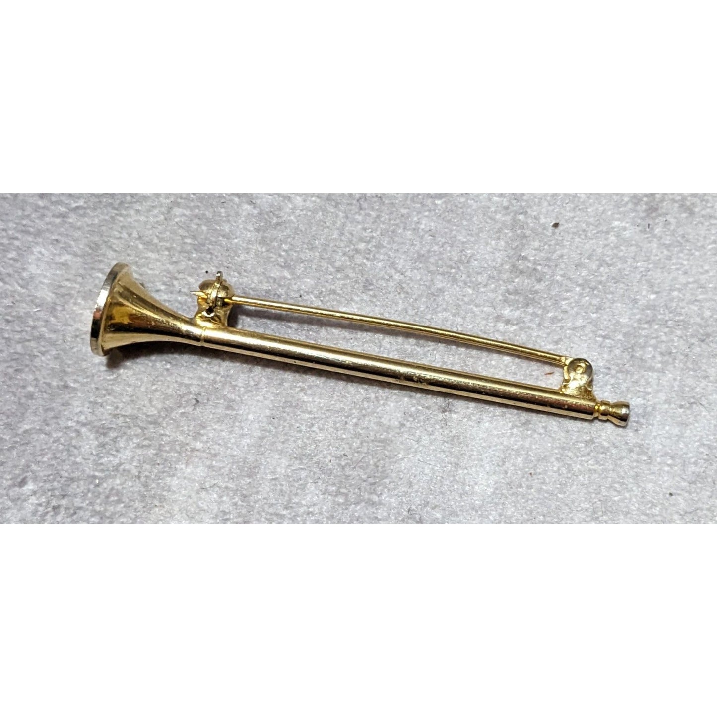 Vintage Gold Tone Horn Instrument Themed Horn Brooch