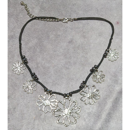 Retro Silver Open Flower Statement Necklace