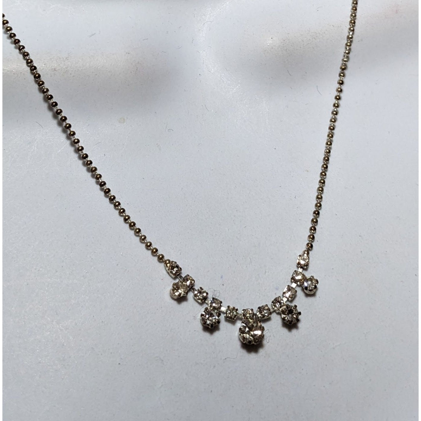 Minimalist Glam Silver Rhinestone Necklace