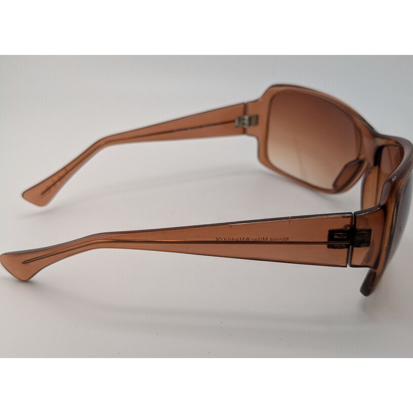 Nicole Miller Madrid Brown Gradient Oversized Sunglasses