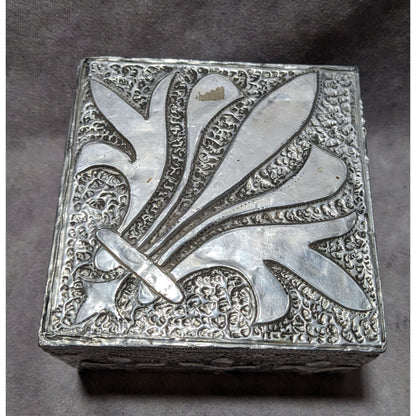 Silver Repousse Fleur De Lis Trinket Box