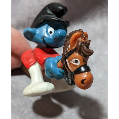 Vintage 80s Smurfs Figure