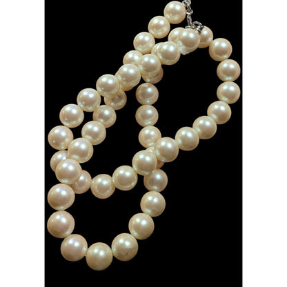 Vintage Monet Faux Pearl Cream Beaded Necklace