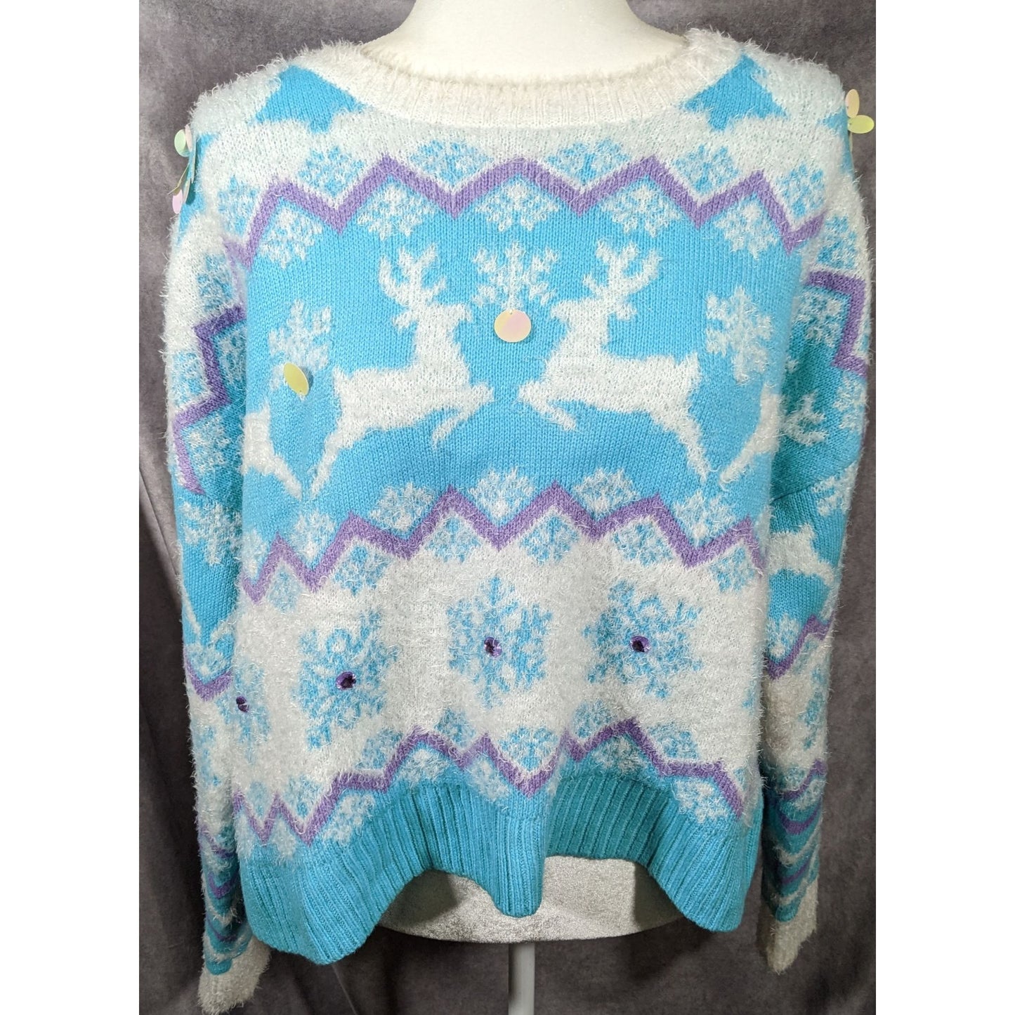 33 Degrees Retro Sequin Reindeer Blue And White Holiday Sweater