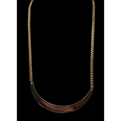 Retro Glam Box Chain Curved Plate Gold Tone Pendant Necklace
