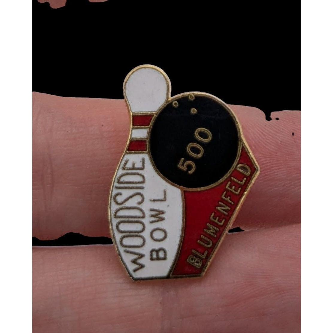 Retro Vintage Bowling Collectible Blumenfeld Woodside Bowl 500 Enamel Lapel Pin