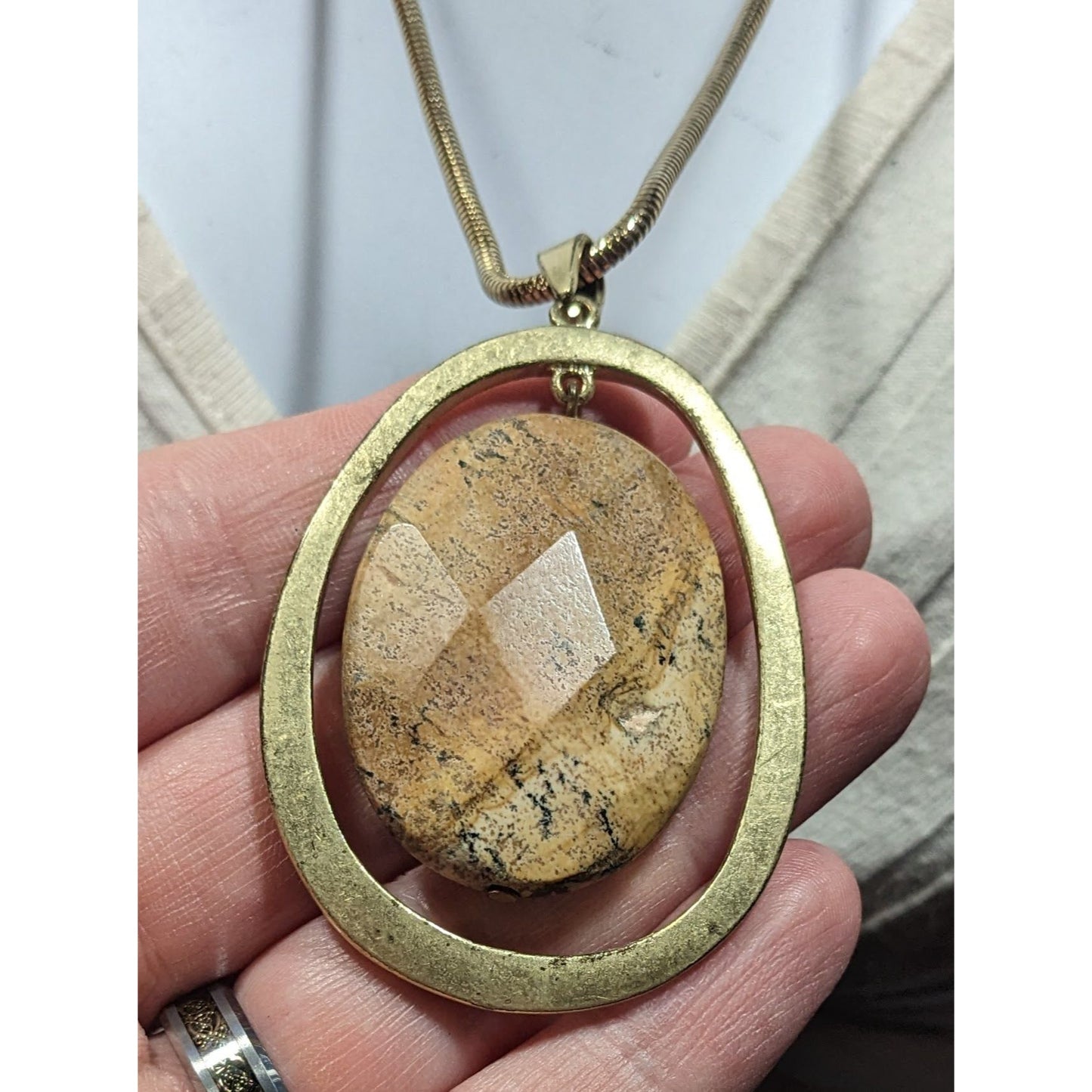 Vintage Brutalist Gold Tone Pendant Necklace With Faceted Stone Centerpiece