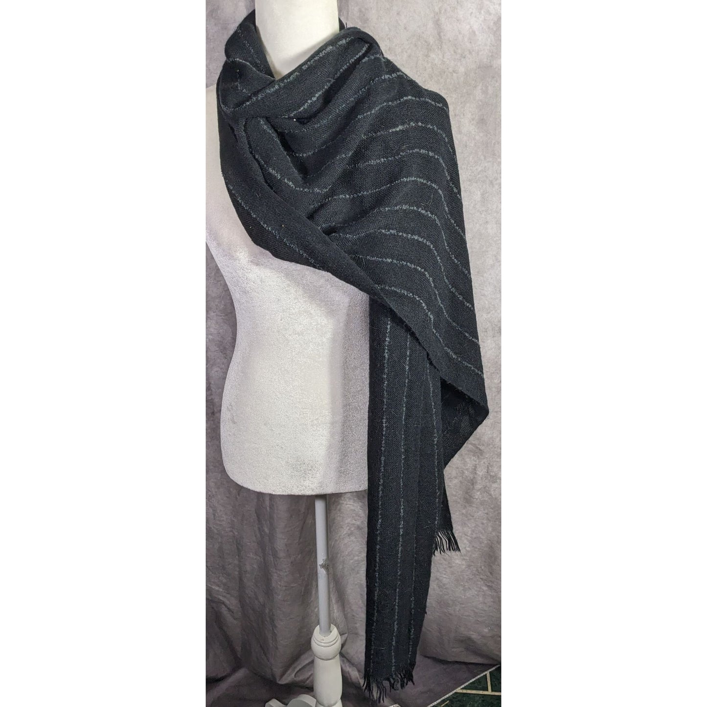 Preppy Designer Lauren Ralph Lauren Black Striped Scarf 22x82 Inches With Fringe Trim Made In Japan