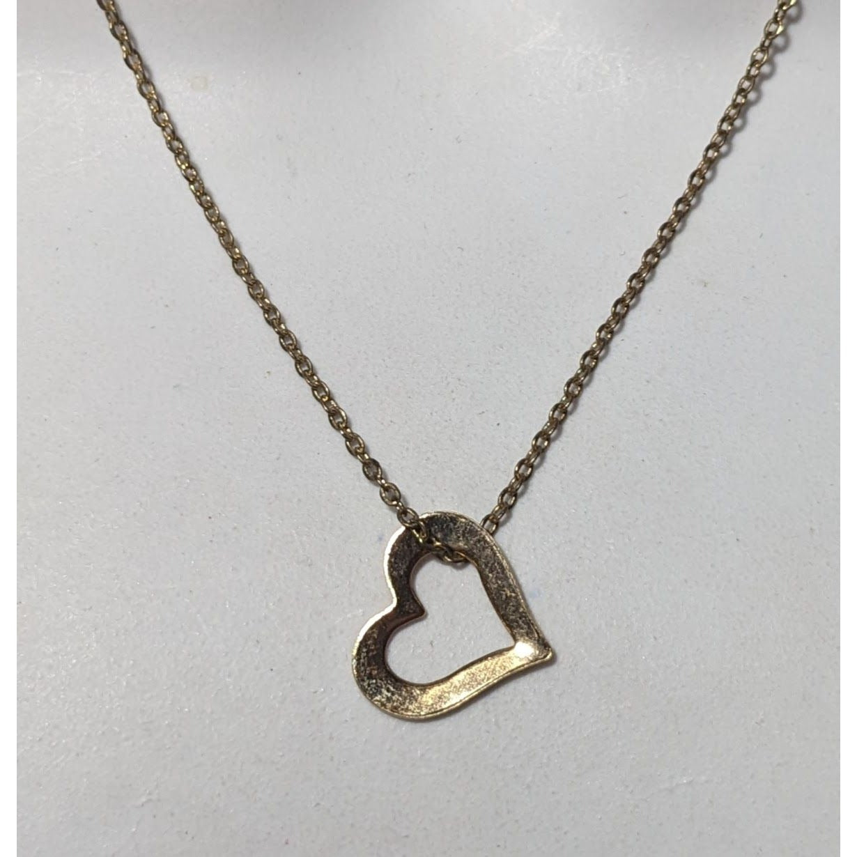 Minimalist Gold Open Heart Pendant Necklace