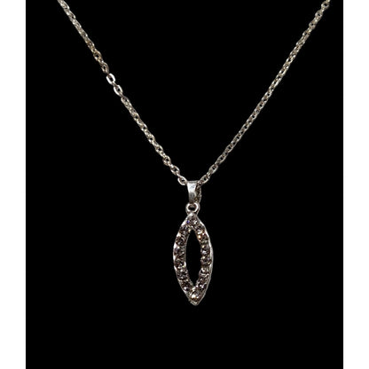 Simple Elegant Rhinestone Horse Eye Pendant Necklace