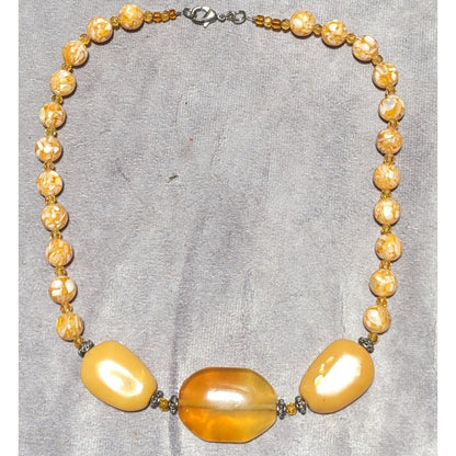 Retro Orange Cream Chunky Beaded Necklace