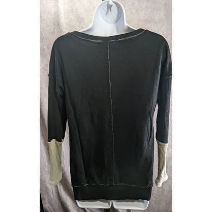 Americanable Black Grunge Top With Distressed Hem & Grey Ribbed Sleeves Side Zippers Made In USA Size Small