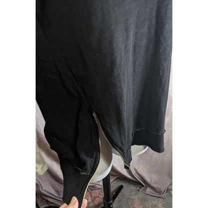 Americanable Black Grunge Top With Distressed Hem & Grey Ribbed Sleeves Side Zippers Made In USA Size Small