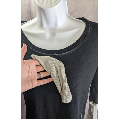 Americanable Black Grunge Top With Distressed Hem & Grey Ribbed Sleeves Side Zippers Made In USA Size Small