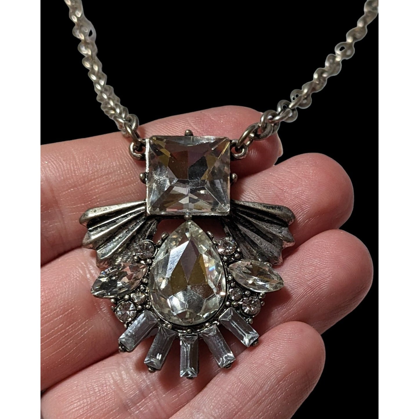 Art Deco Silver Glass Gemmed Pendant Necklace