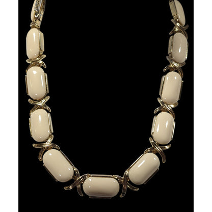 Talbots Preppy Elegant Cream And Gold Tone Statement Necklace