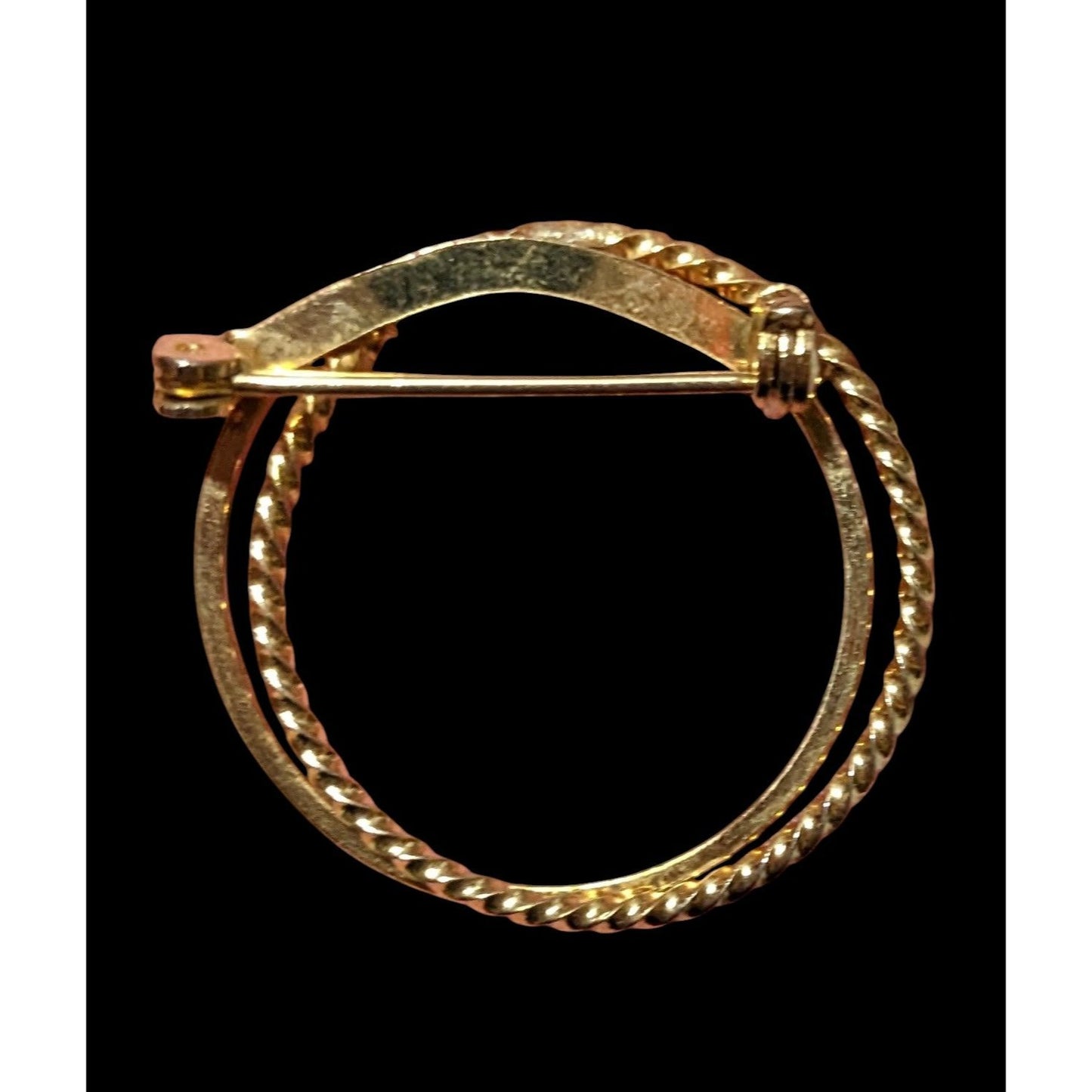 Gold Tone Double Layer Open Circle Brooch