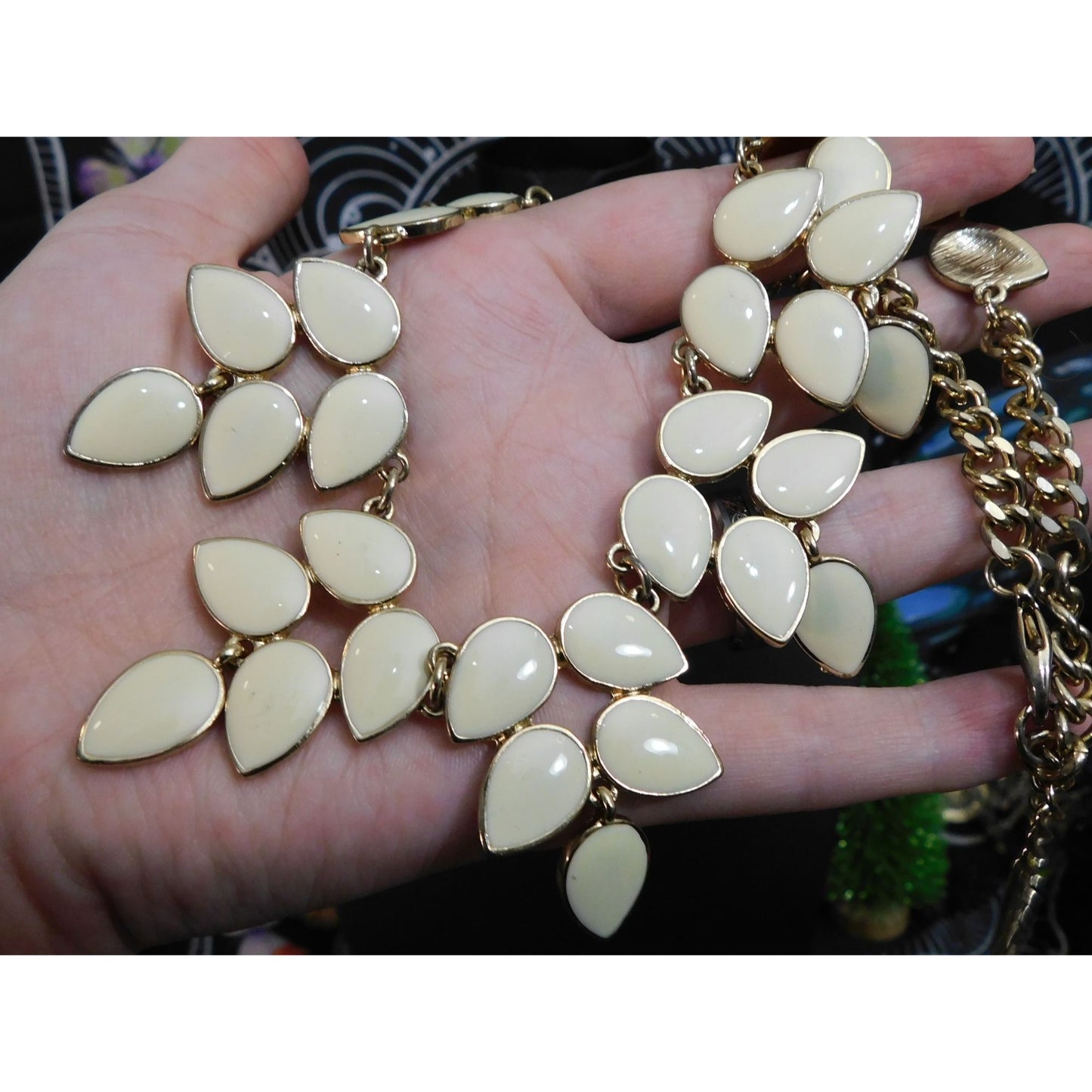 Baublebar White Floral Leaf Bib Necklace