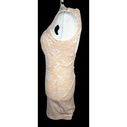 Alt. B Peach And White Floral Keyhole Open Back Bodycon Dress