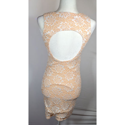 Alt. B Peach And White Floral Keyhole Open Back Bodycon Dress