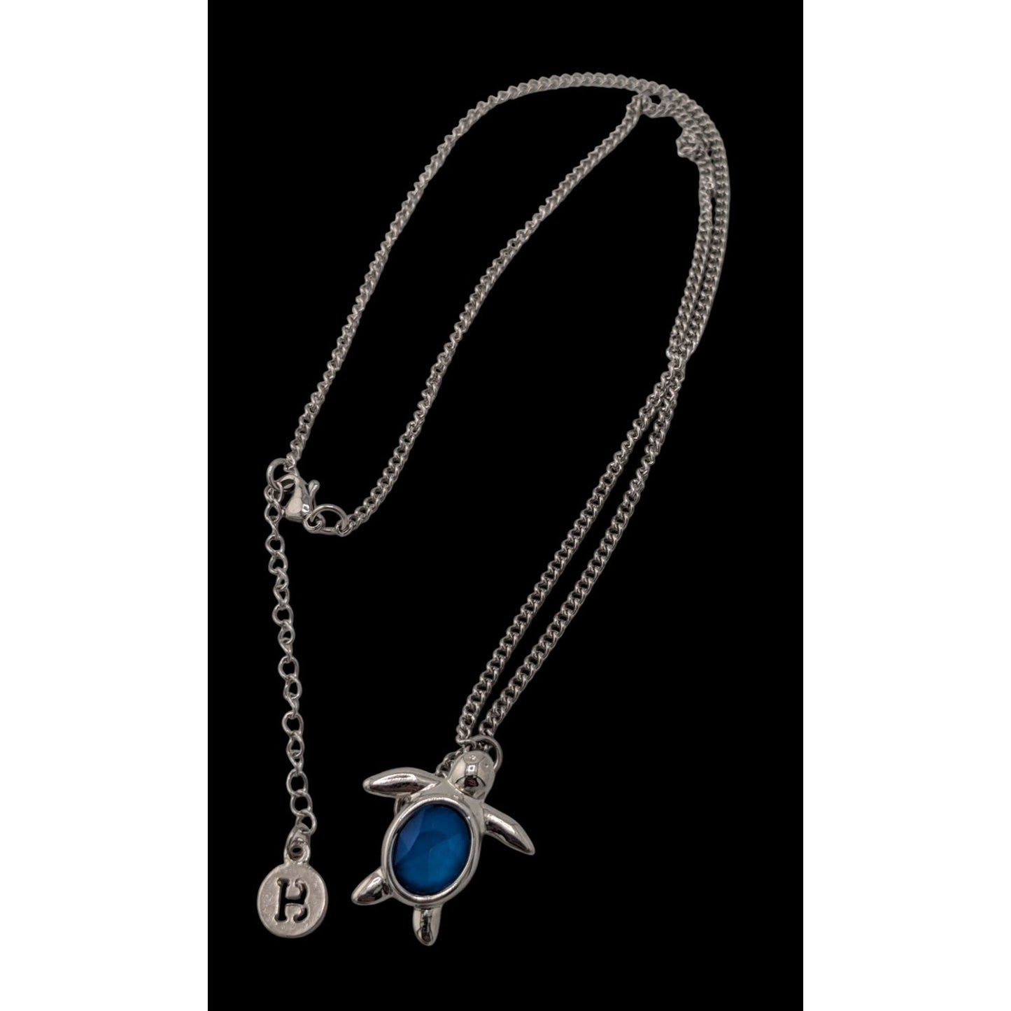 Beachy Mermaidcore Turtle Pendant Necklace With Blue Gemstone