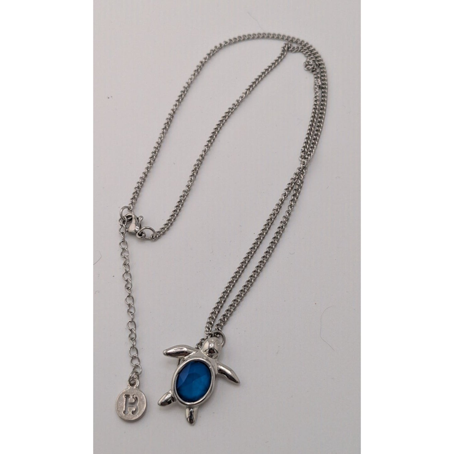 Beachy Mermaidcore Turtle Pendant Necklace With Blue Gemstone