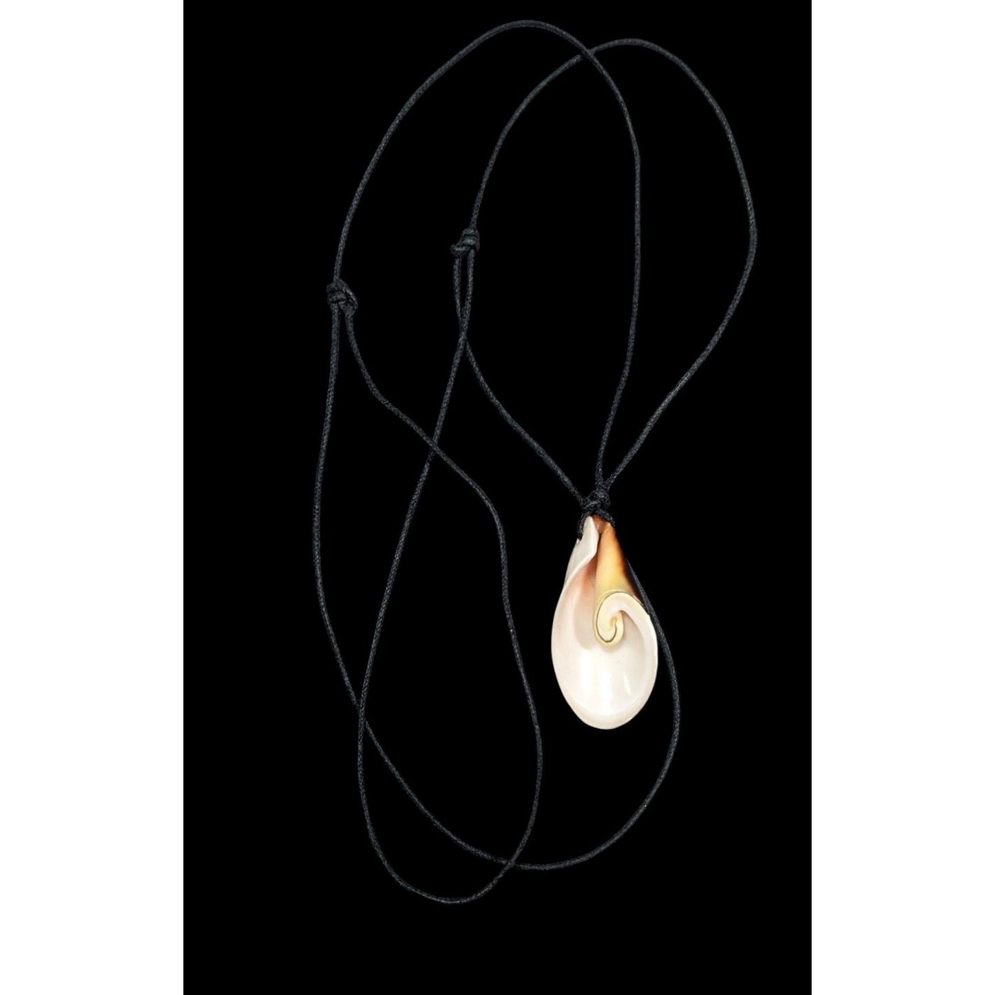 Retro Mermaidcore Sliced Shell Pendant Necklace