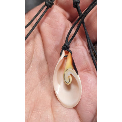 Retro Mermaidcore Sliced Shell Pendant Necklace