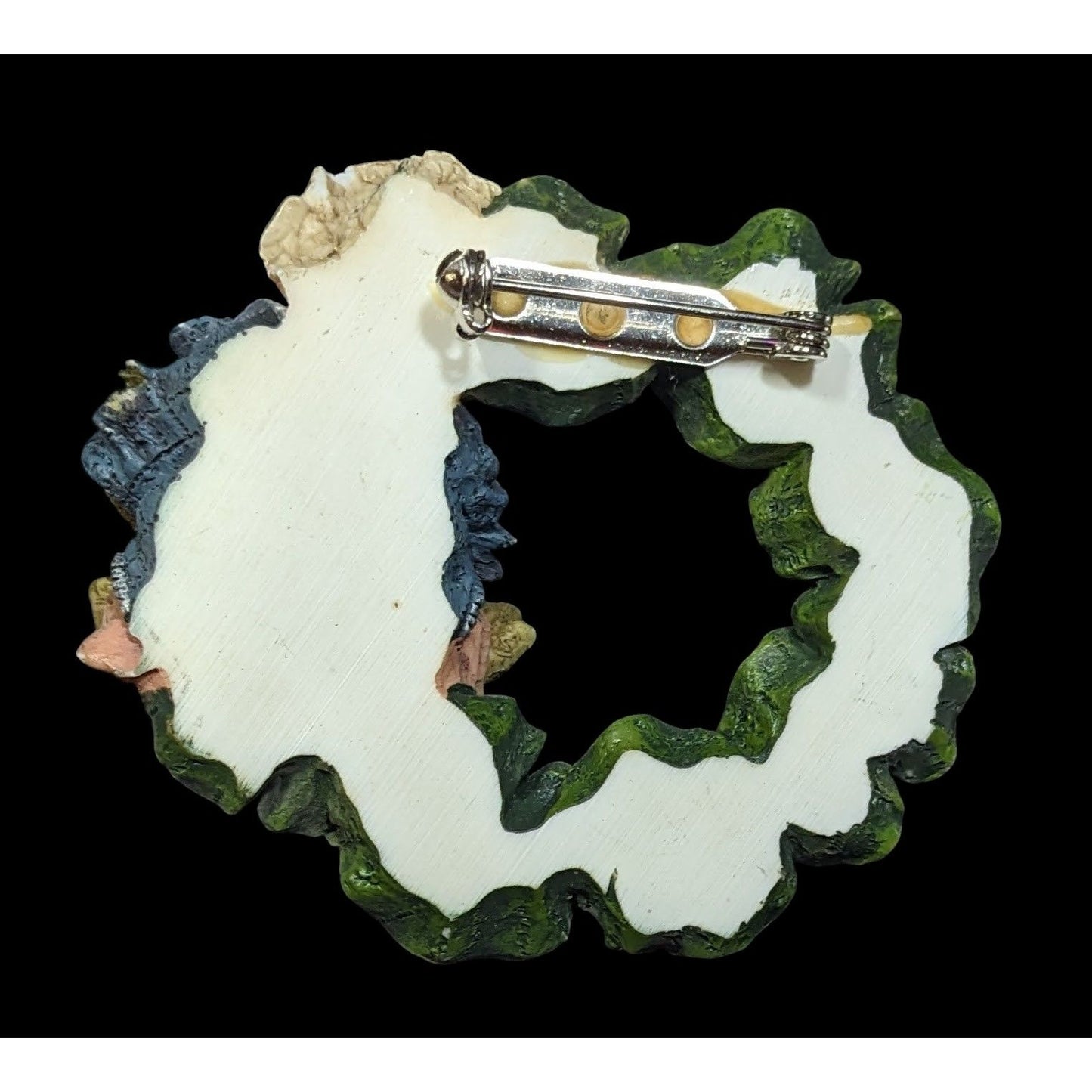 Vintage Fish Lie Fishing Frog Wreath Brooch