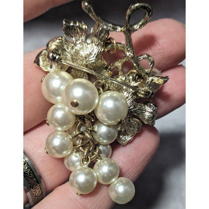 Vintage Glam Grape Bunch Faux Pearl Light Gold Tone Brooch