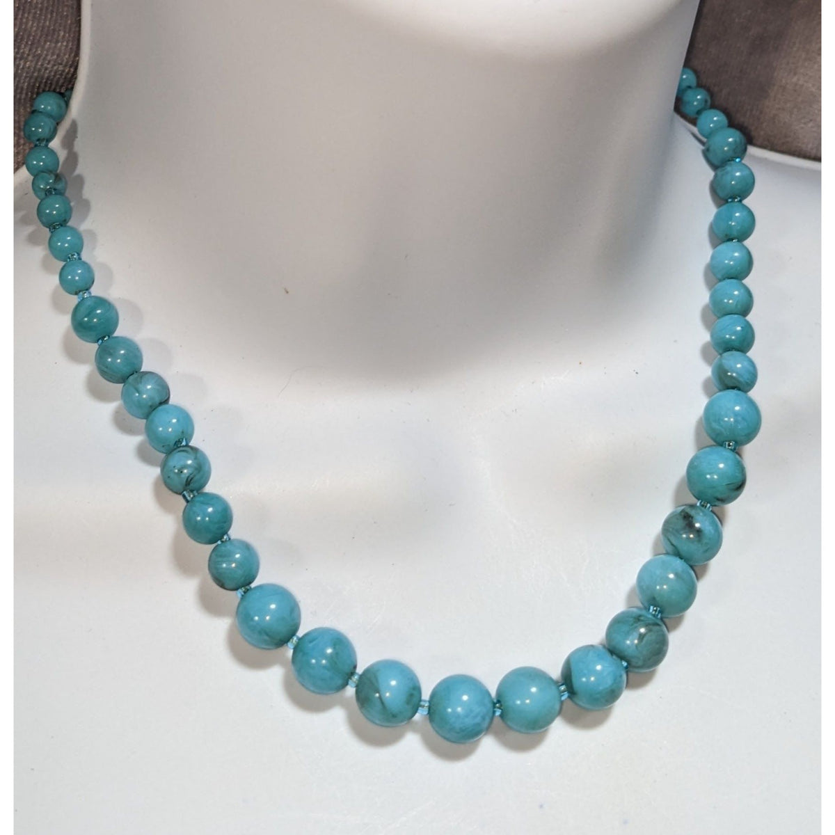 Boho Southwestern Faux Turquoise Blue Graduated Bead Necklace 15 Inch