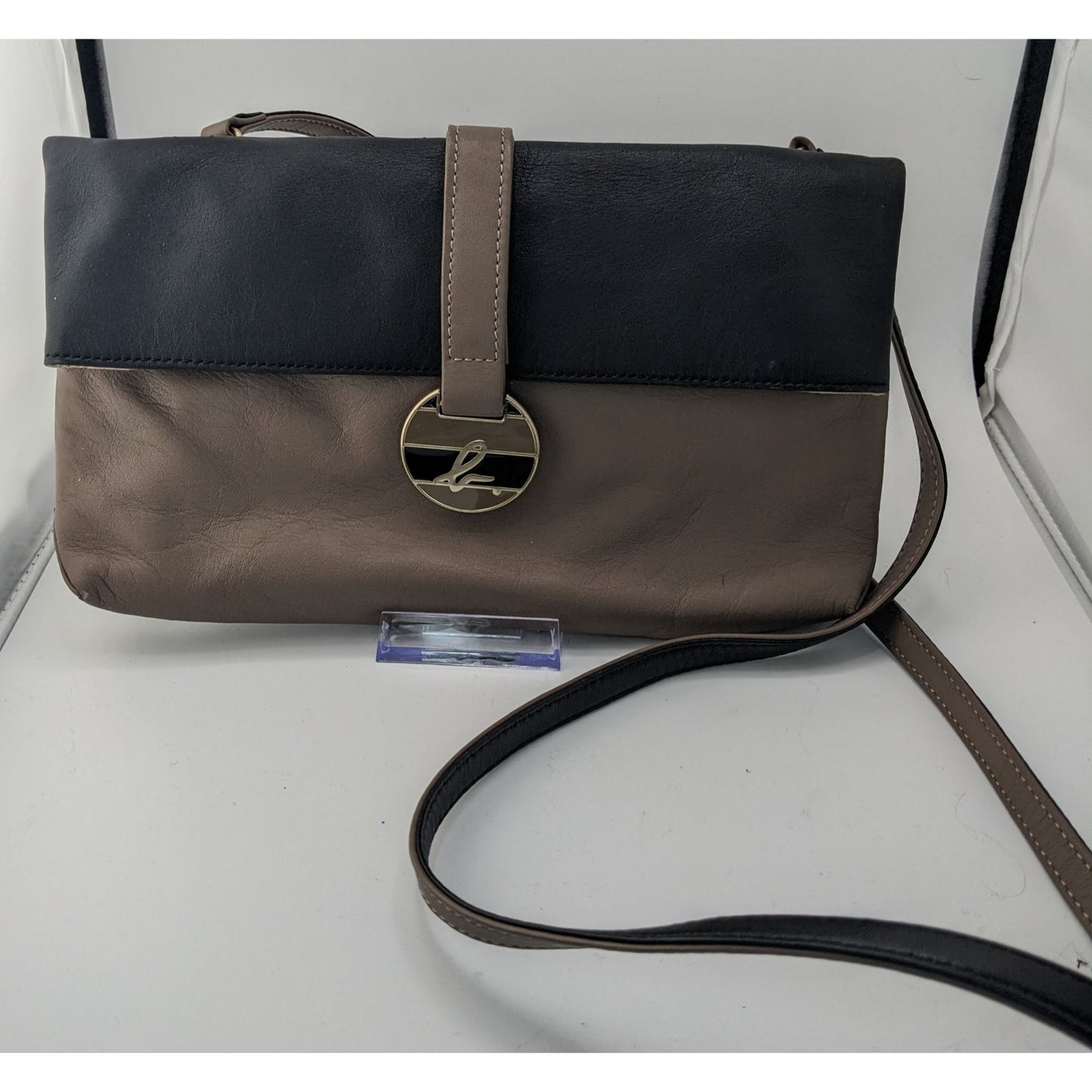 Agnes B. Voyage Vintage Crossbody Bag In Black & Brown Leather With Gold Logo Accent