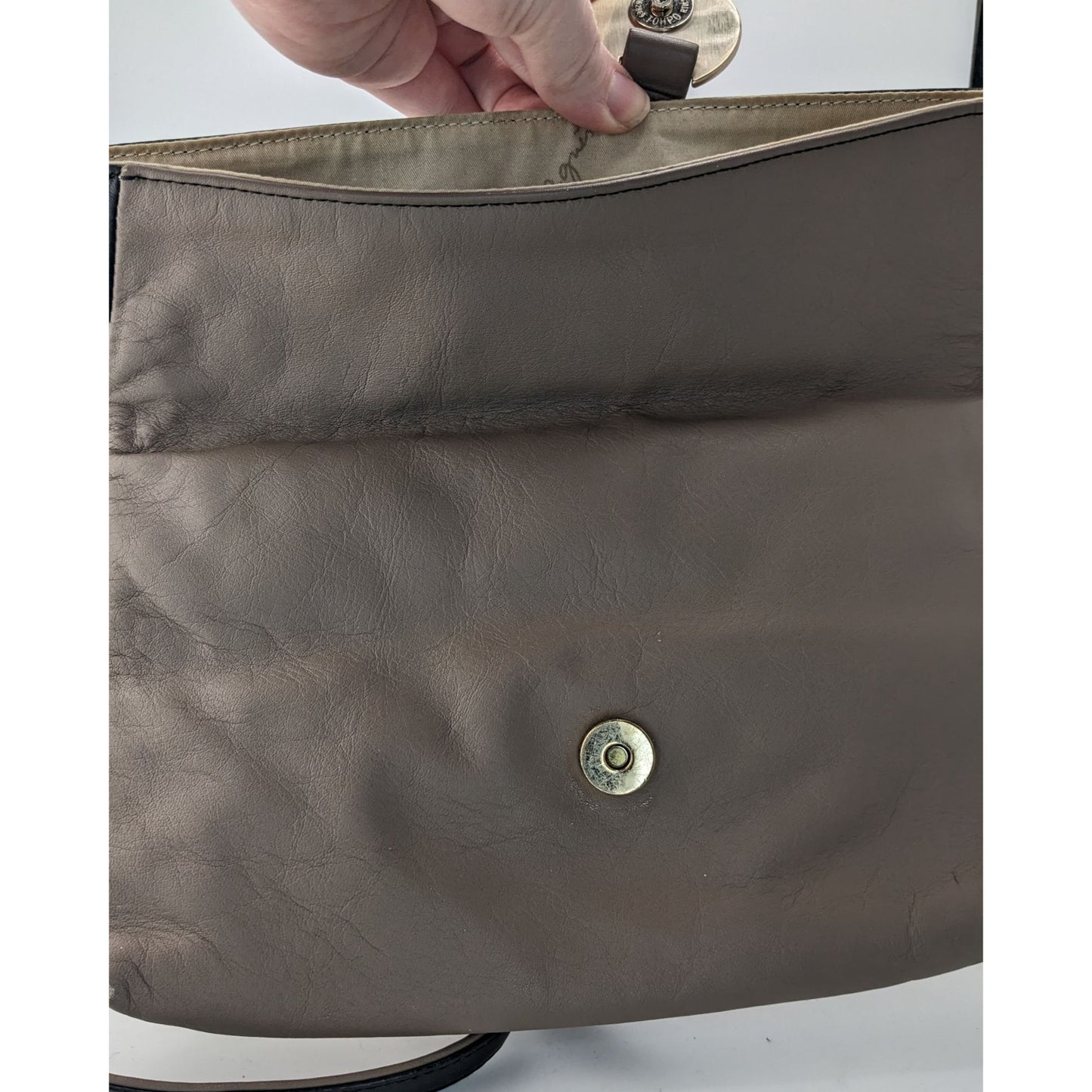 Agnes B. Voyage Vintage Crossbody Bag In Black & Brown Leather With Gold Logo Accent
