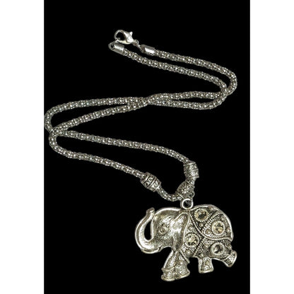 Vintage Bohemian Silver Elephant Pendant Necklace