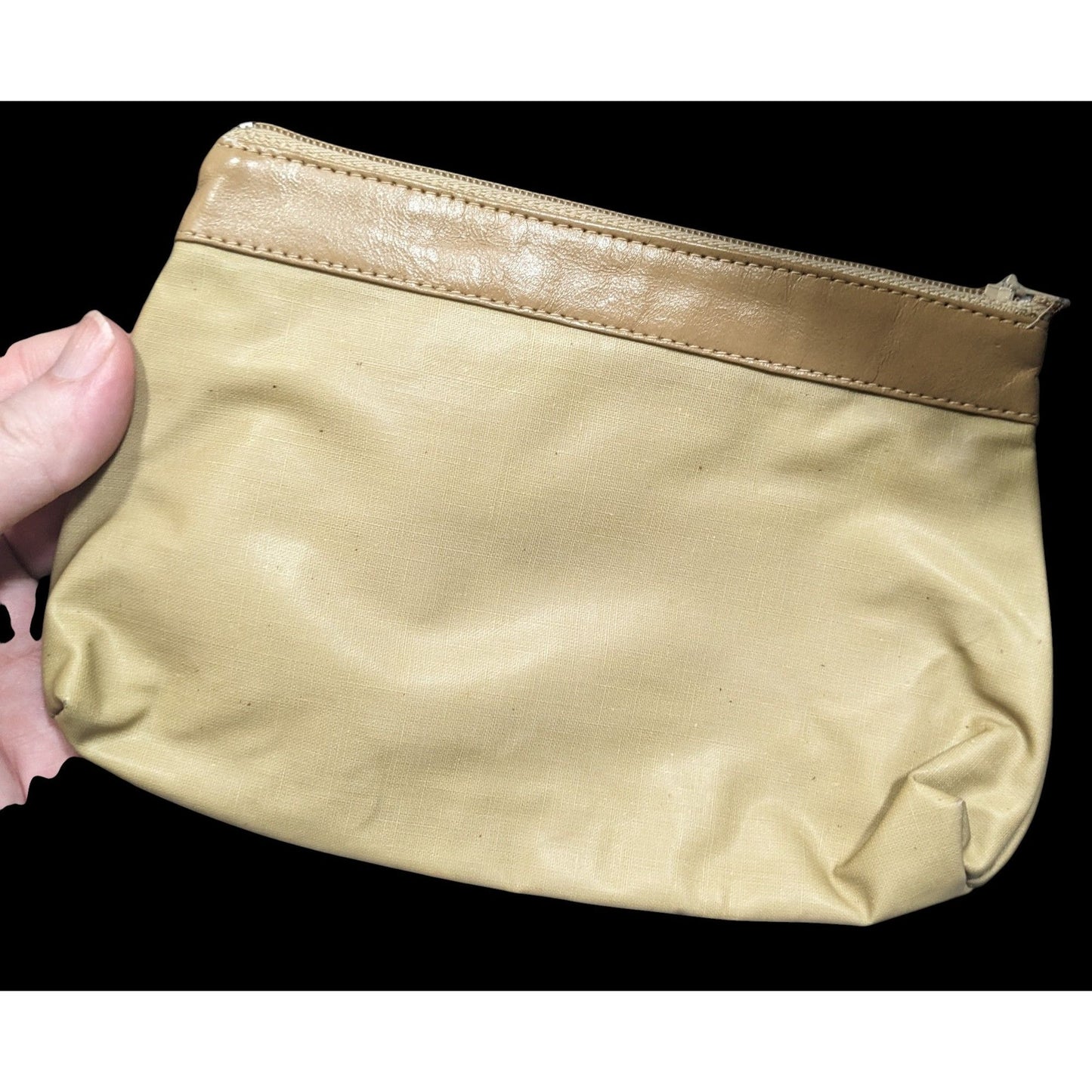 Vintage Bentley's For Accessories San Francisco Tan Elephant Zipper Pouch