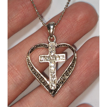 Religious Heart-Shaped Cross Pendant Necklace With Rhinestones