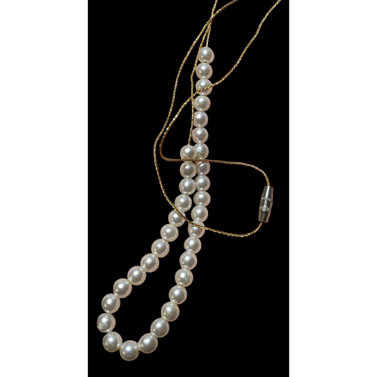 Minimalist Gold Faux Pearl Beaded Necklace