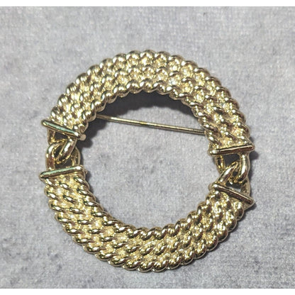 Vintage Textured Articulated Gold Tone Braided Wreath Brooch