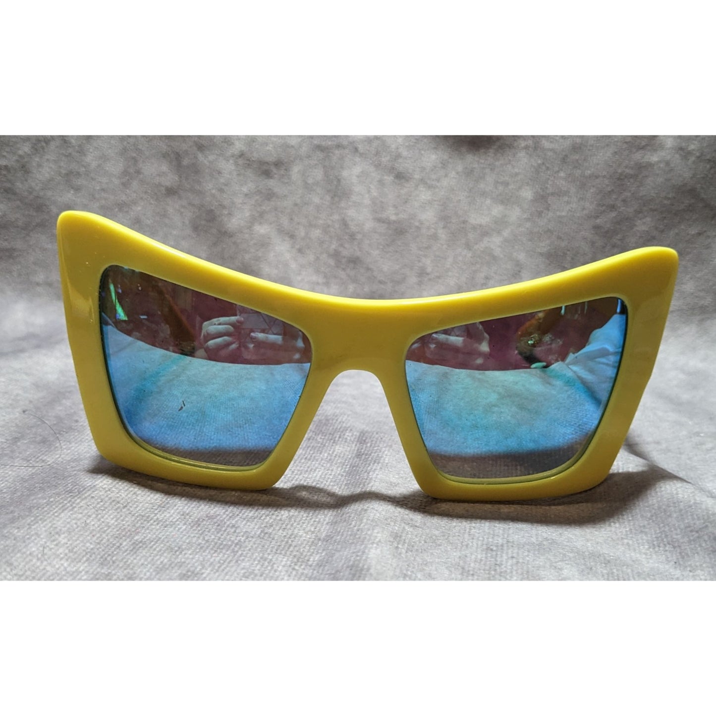 Framed Eyewear Shutterbug Sunglasses