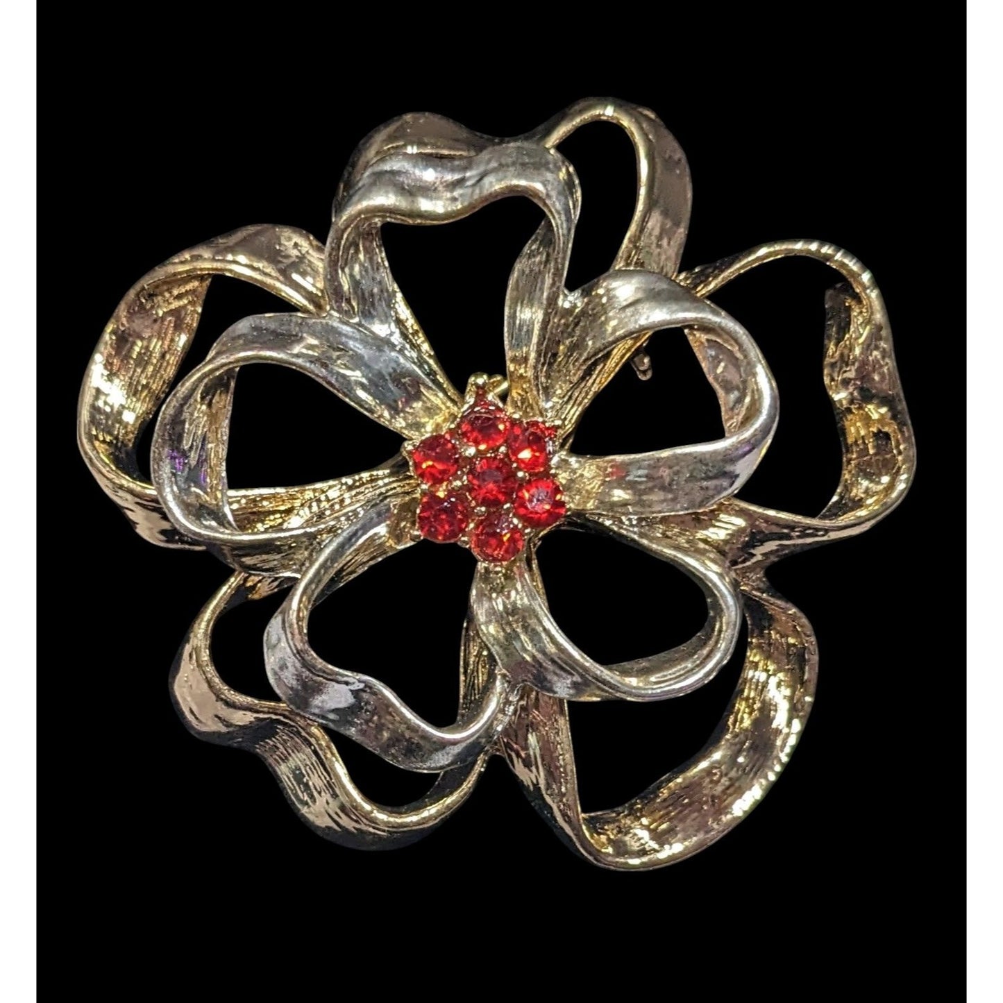 Vintage Macy's Holiday Lane Silver And Gold Tone Floral Brooch
