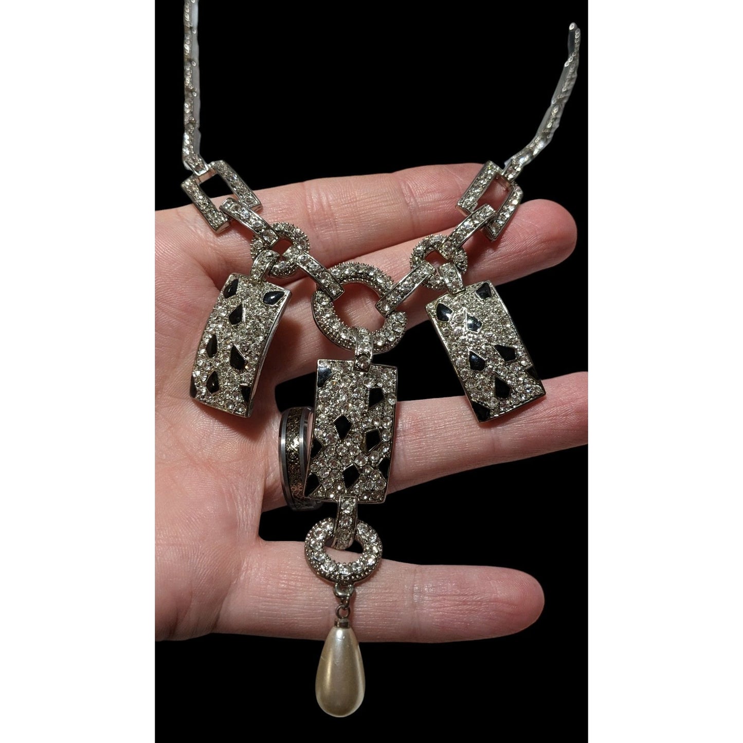 Retro Glam Silver Rhinestone Statement Necklace