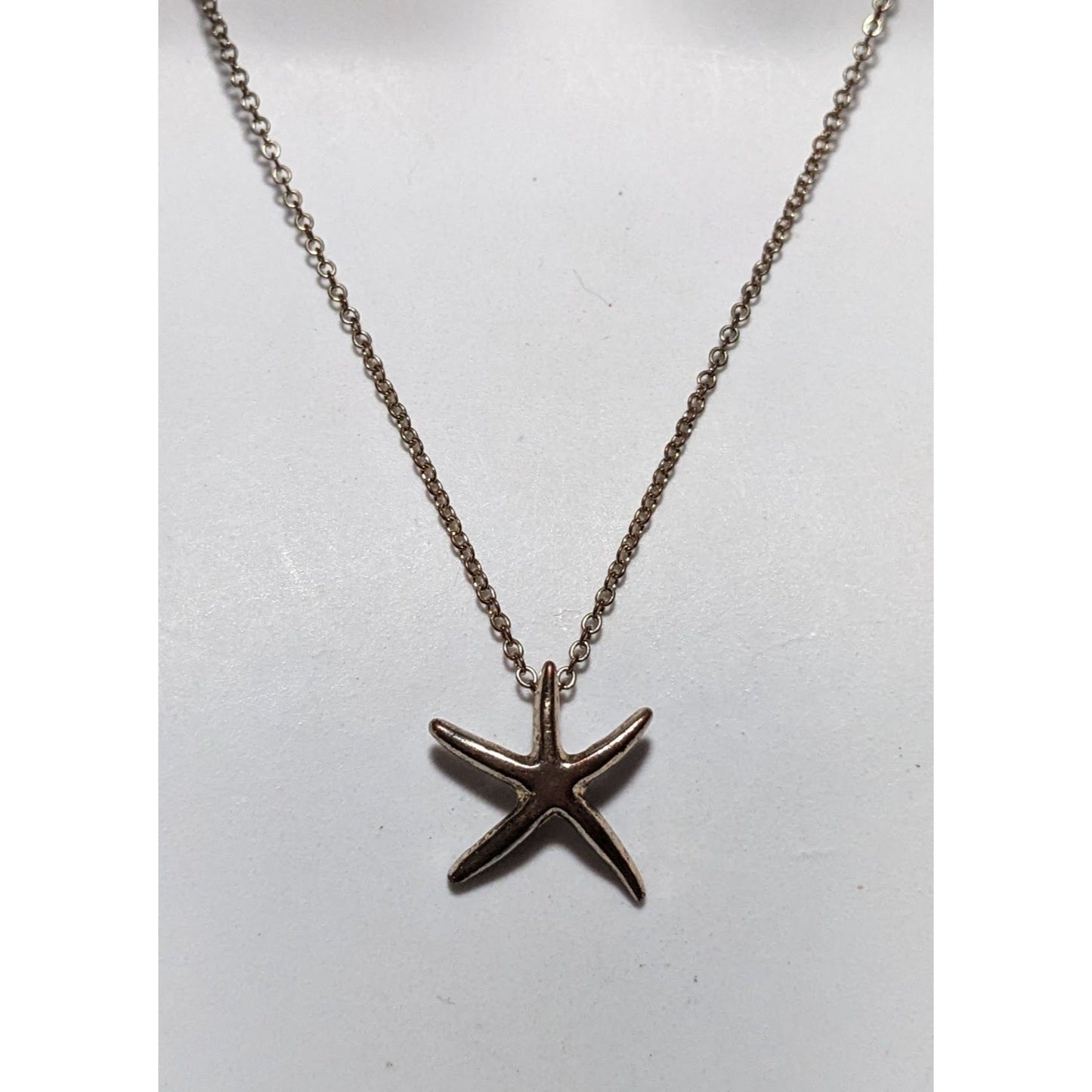 Minimalist Silver Starfish Pendant Necklace