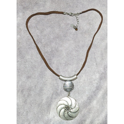 Axcess Liz Claiborne Modern Floral Swirl Necklace