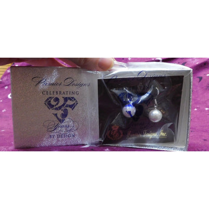 Premier Designs 25th Anniversary Pearl Earrings