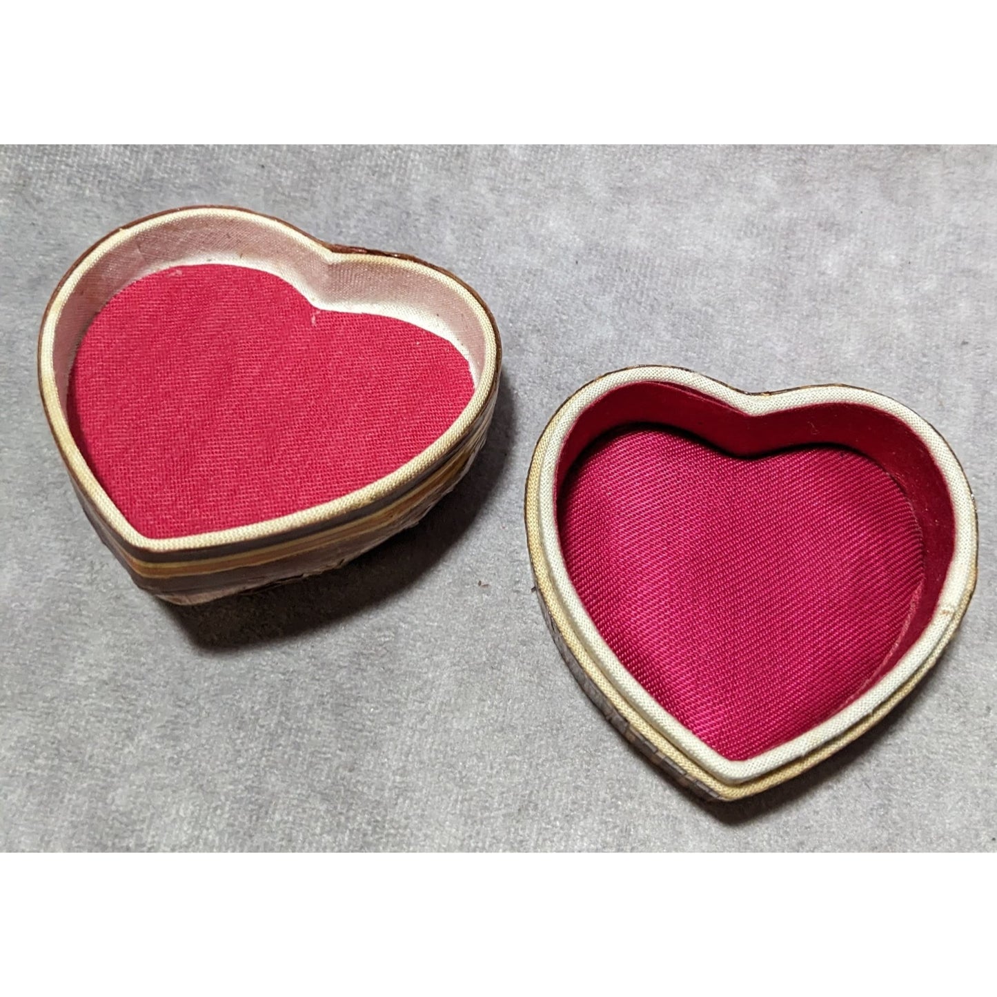 Vintage Straw Bamboo Bird Heart Box