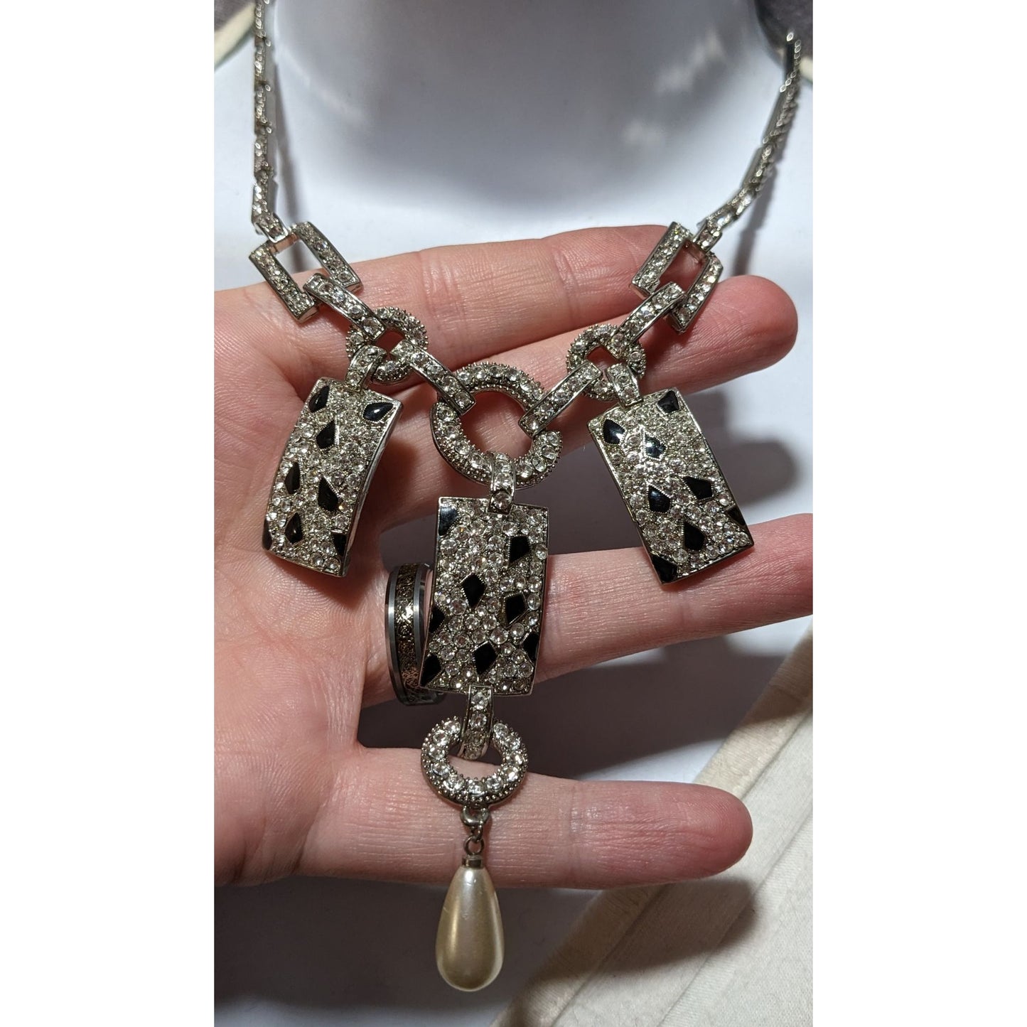 Retro Glam Silver Rhinestone Statement Necklace