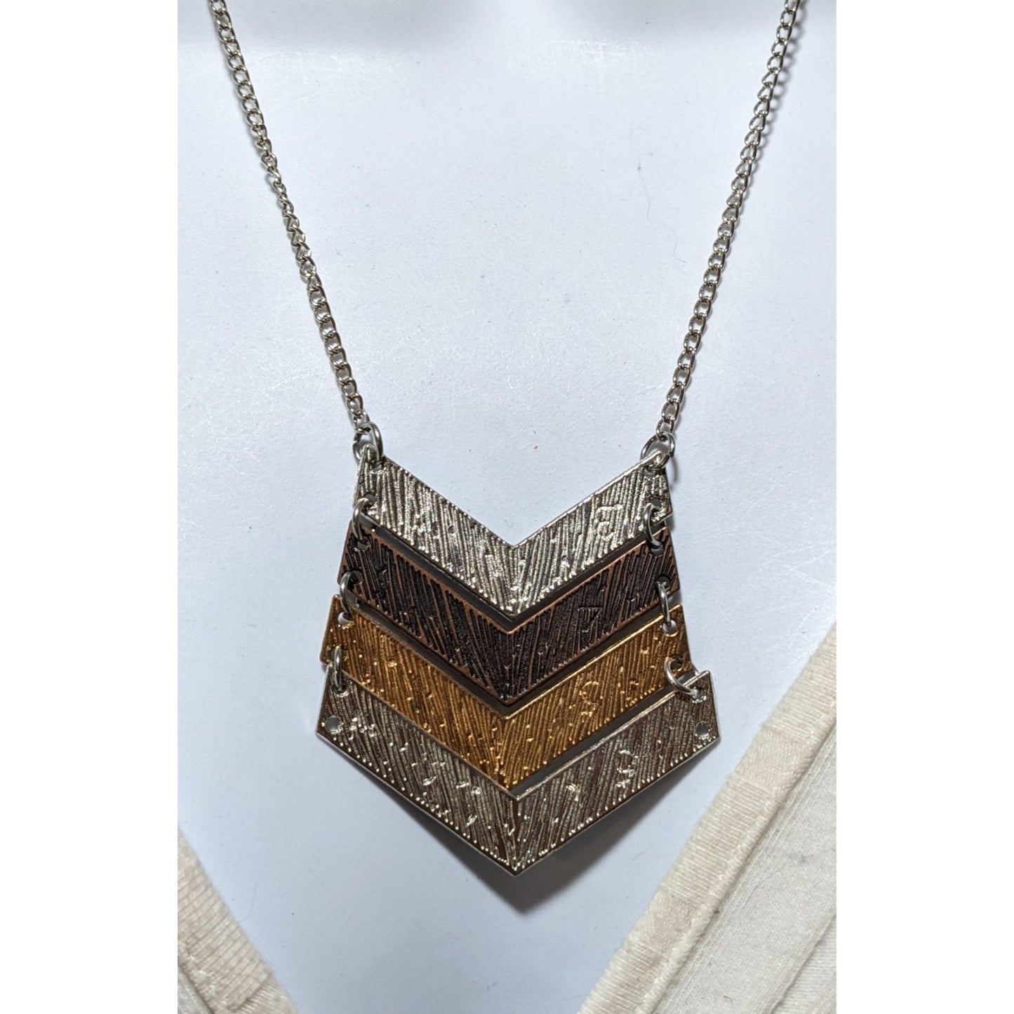 Metallic Chevon Necklace