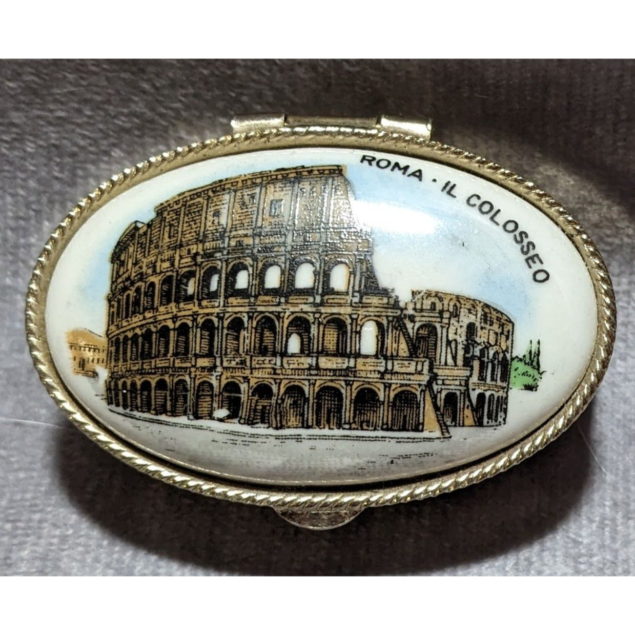 Vintage Roman Colosseum Souvenir Pillbox