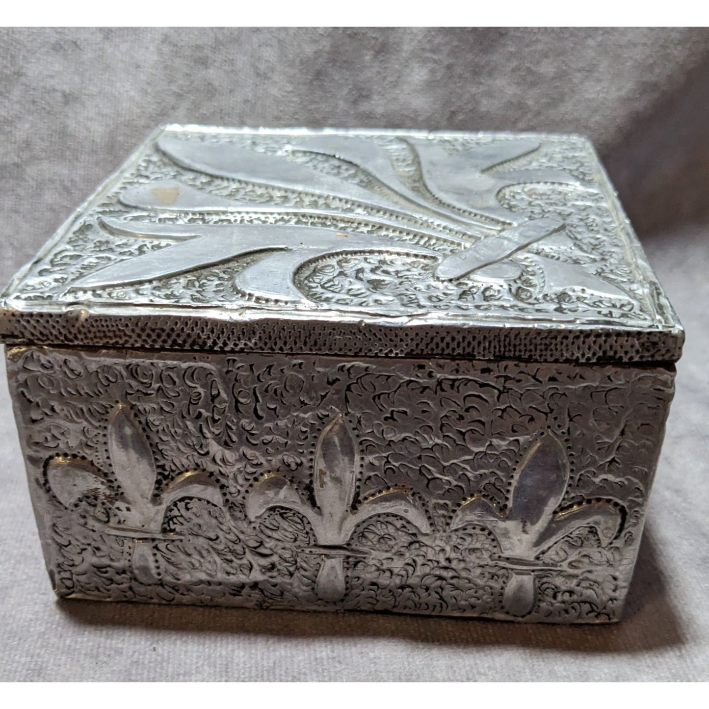 Silver Repousse Fleur De Lis Trinket Box