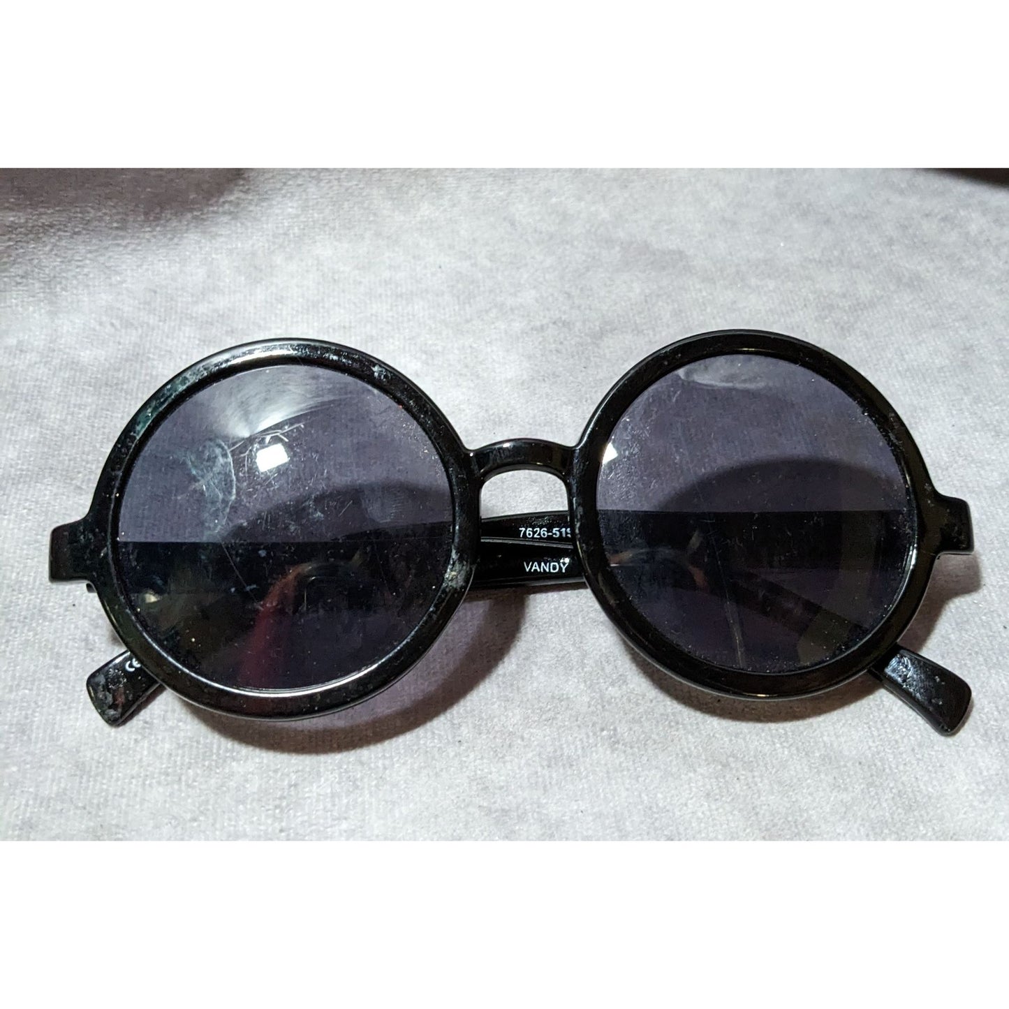 Vandy Retro Gothic Round Frame Sunglasses